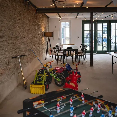 Chalet Hofgut Eveshausen Familienquartier 6-11 Gaeste Dommershausen