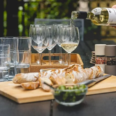 Hofgut Eveshausen Familienquartier 6-11 Gaeste Chalet *