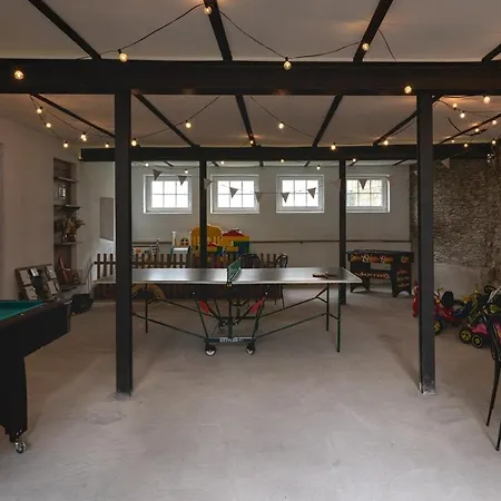 Chalet Hofgut Eveshausen Familienquartier 6-11 Gaeste Dommershausen