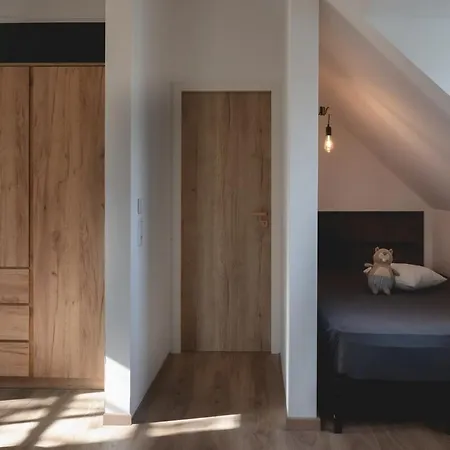 Hofgut Eveshausen Familienquartier 6-11 Gaeste Alpstuga