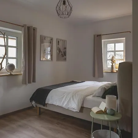 Hofgut Eveshausen Familienquartier 6-11 Gaeste * Dommershausen