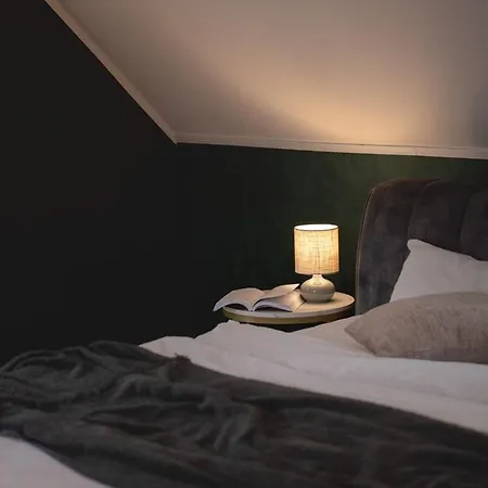 Hofgut Eveshausen Familienquartier 6-11 Gaeste Chalet *