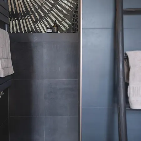 Hofgut Eveshausen Familienquartier 6-11 Gaeste Chalet Dommershausen