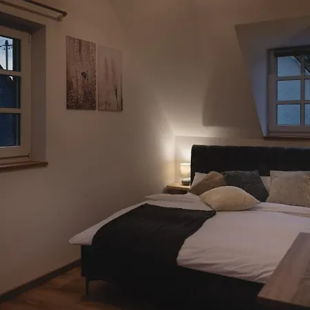 Hofgut Eveshausen Familienquartier 6-11 Gaeste Chalet
