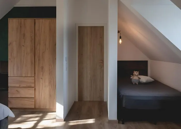 Hofgut Eveshausen Familienquartier 6-11 Gäste Chalet