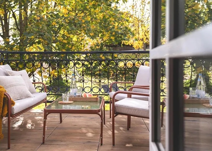 Hofgut Eveshausen Familienquartier 6-11 Gäste Chalet