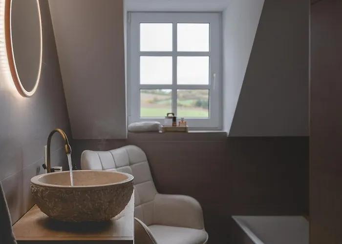 Chalet Hofgut Eveshausen Familienquartier 6-11 Gäste Dommershausen