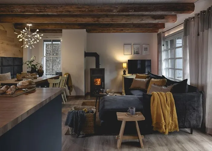 Chalet Hofgut Eveshausen Familienquartier 6-11 Gäste Dommershausen